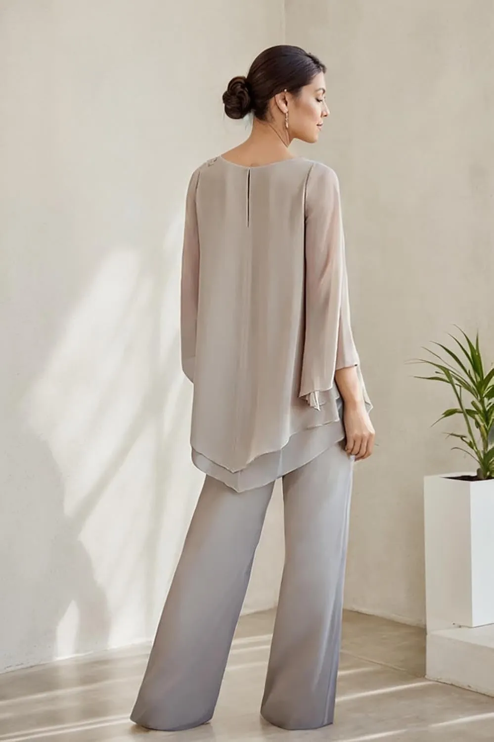 Chiffon Long Mother of The Bride Pant Suits for Wedding 2 Pieces Formal Dress with Sleeves Ruffle Outfit Set