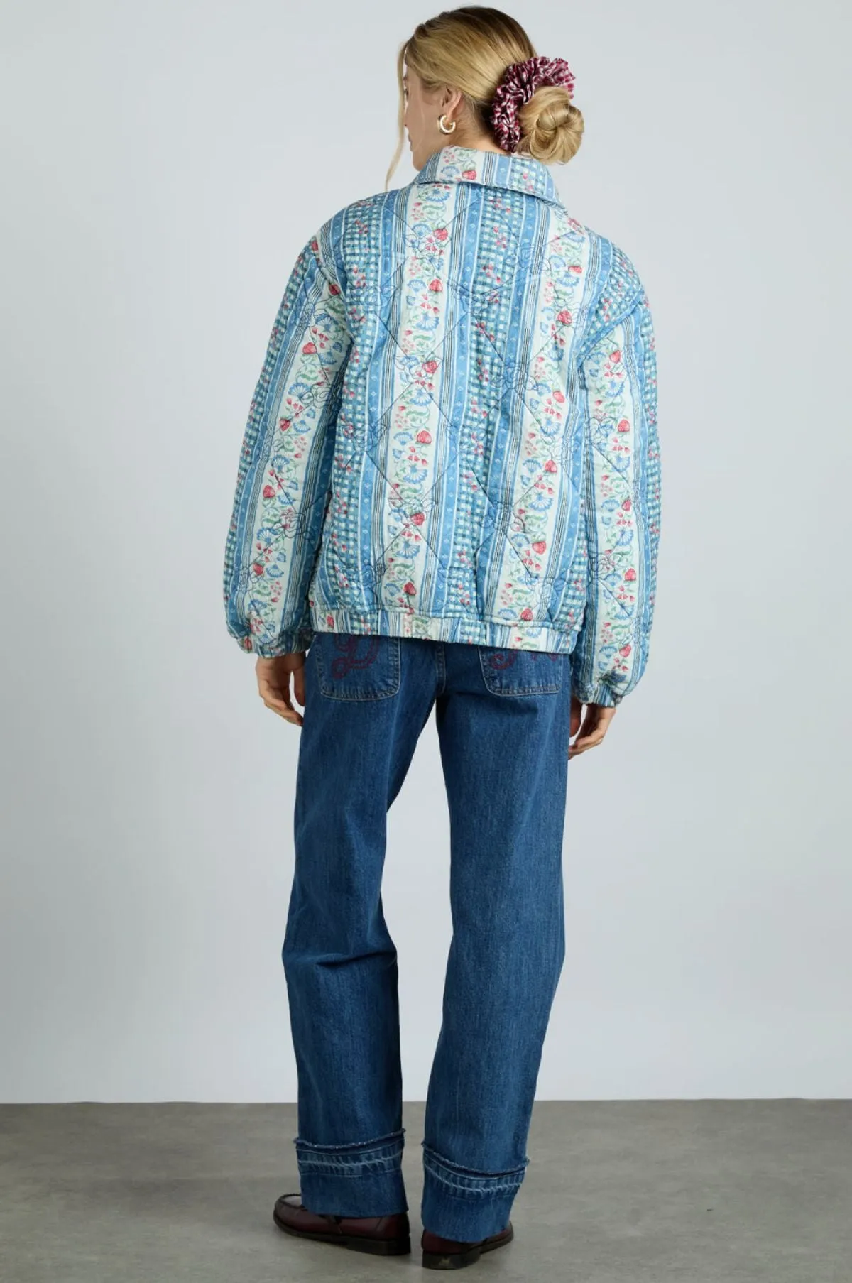 Claudia Jacket Wallpaper Floral