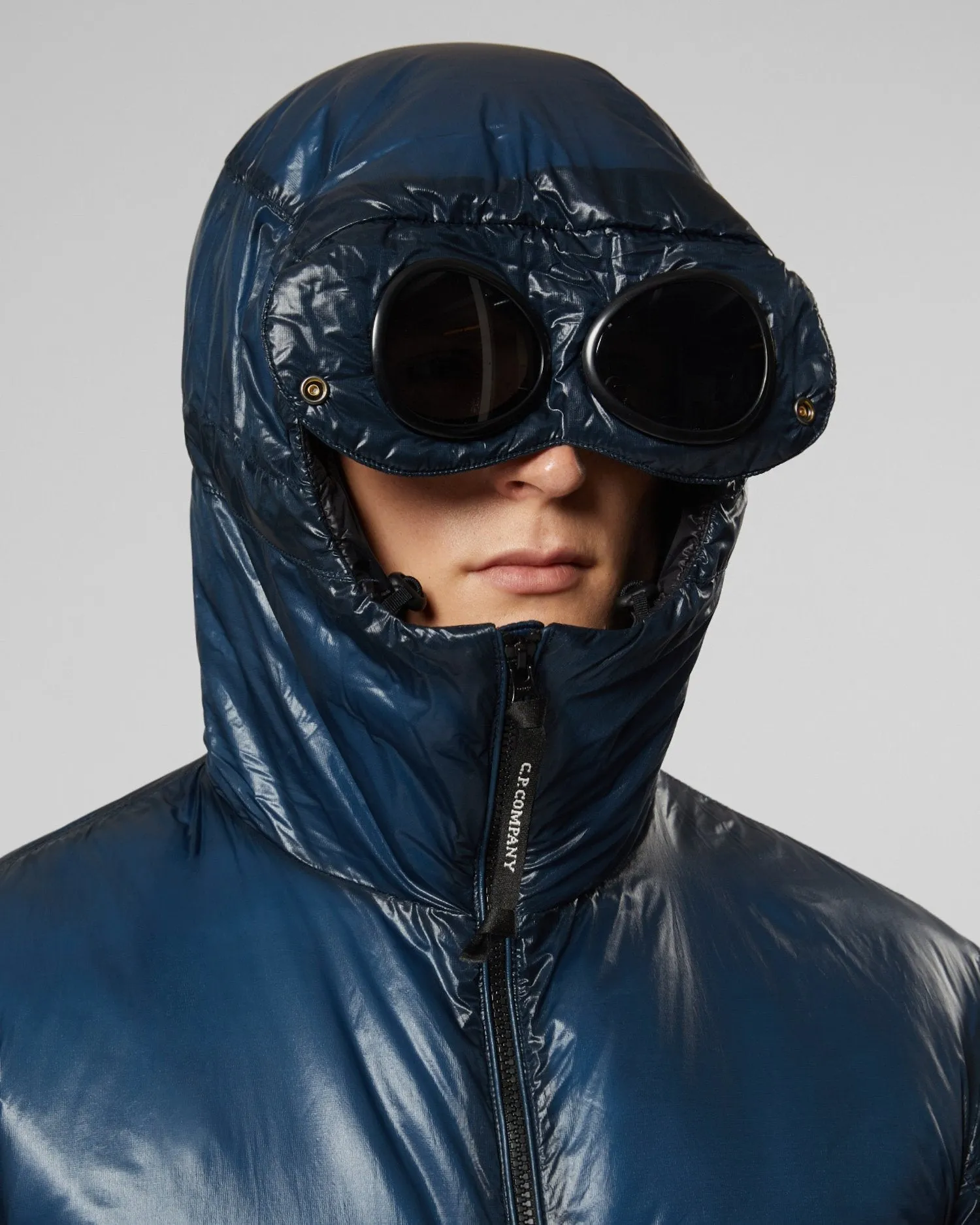 C.P. COMPANY OUTLINE GOGGLE MEDIUM JACKET Mens Apparel