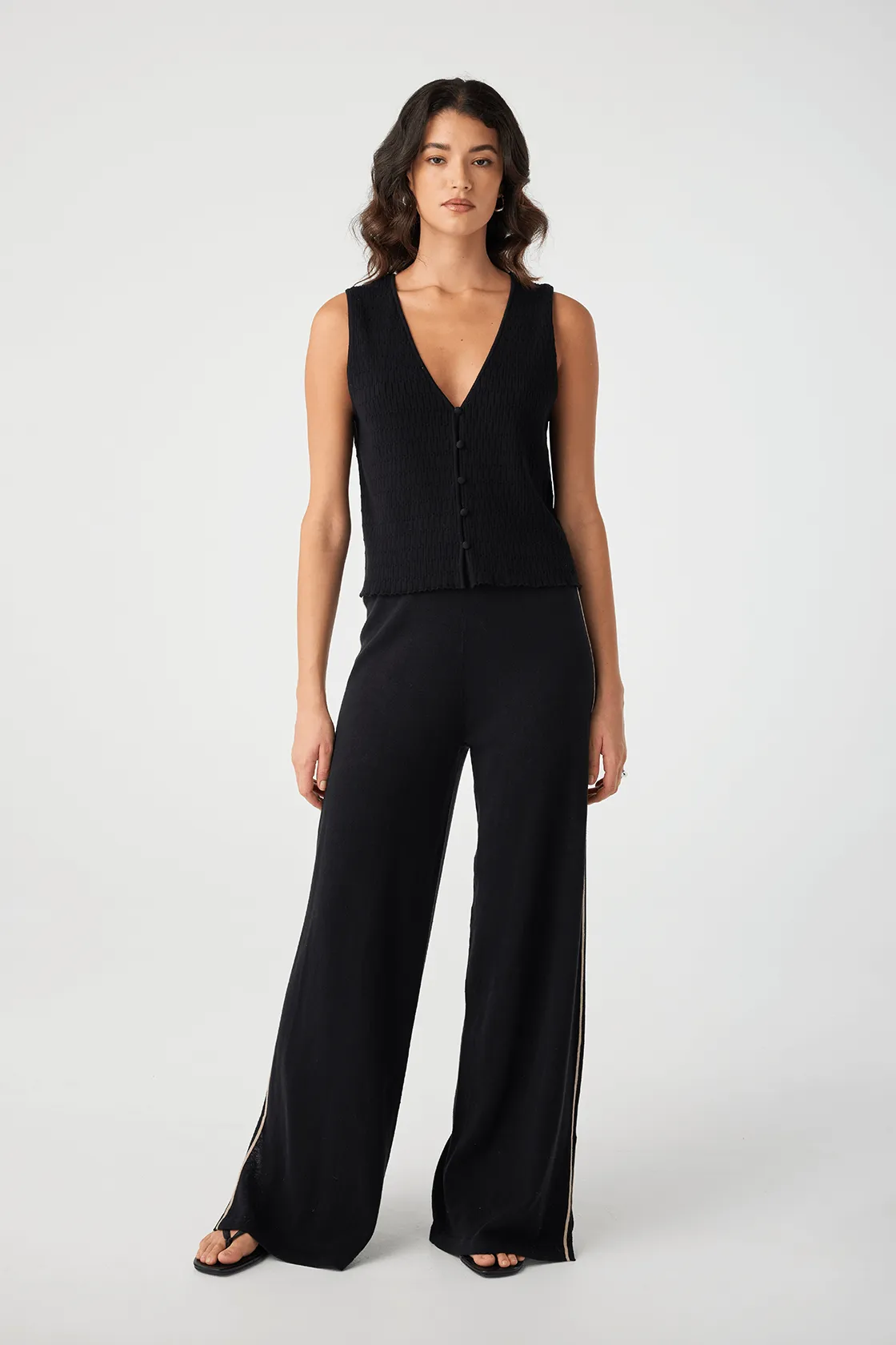 Jude Reversible Vest - Black
