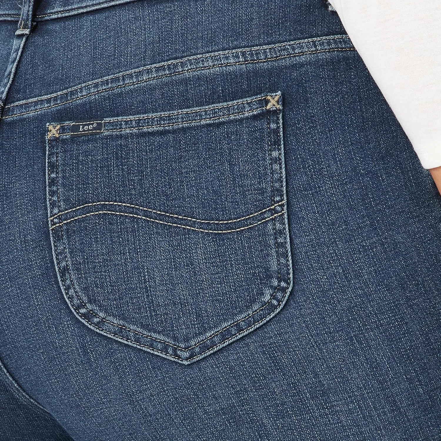 Lee Women's Plus Size Ultra Lux Mid-Rise Slim Fit Straight Leg Jean