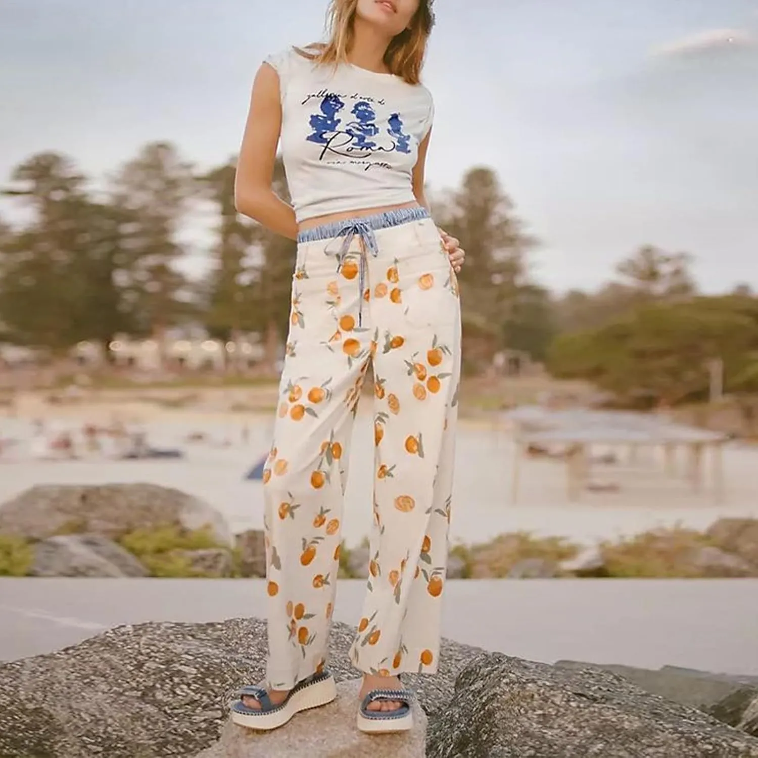 Muineobuka Women Y2k Fruit Print Jeans Graphic Print High Neck Straight Leg Denim Pants Aesthetic Jeans Summer Streetwear