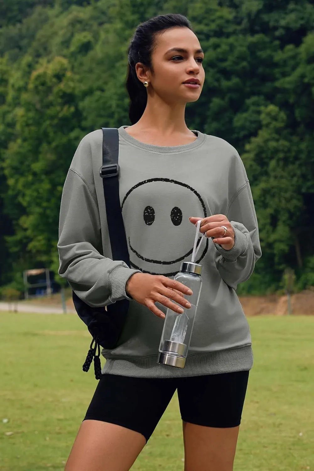 ReachMe Womens Smile Face Sweatshirt Cute Trendy Graphic Sweatshirts Casual Loose Long Sleeve Crewneck Pullover Tops