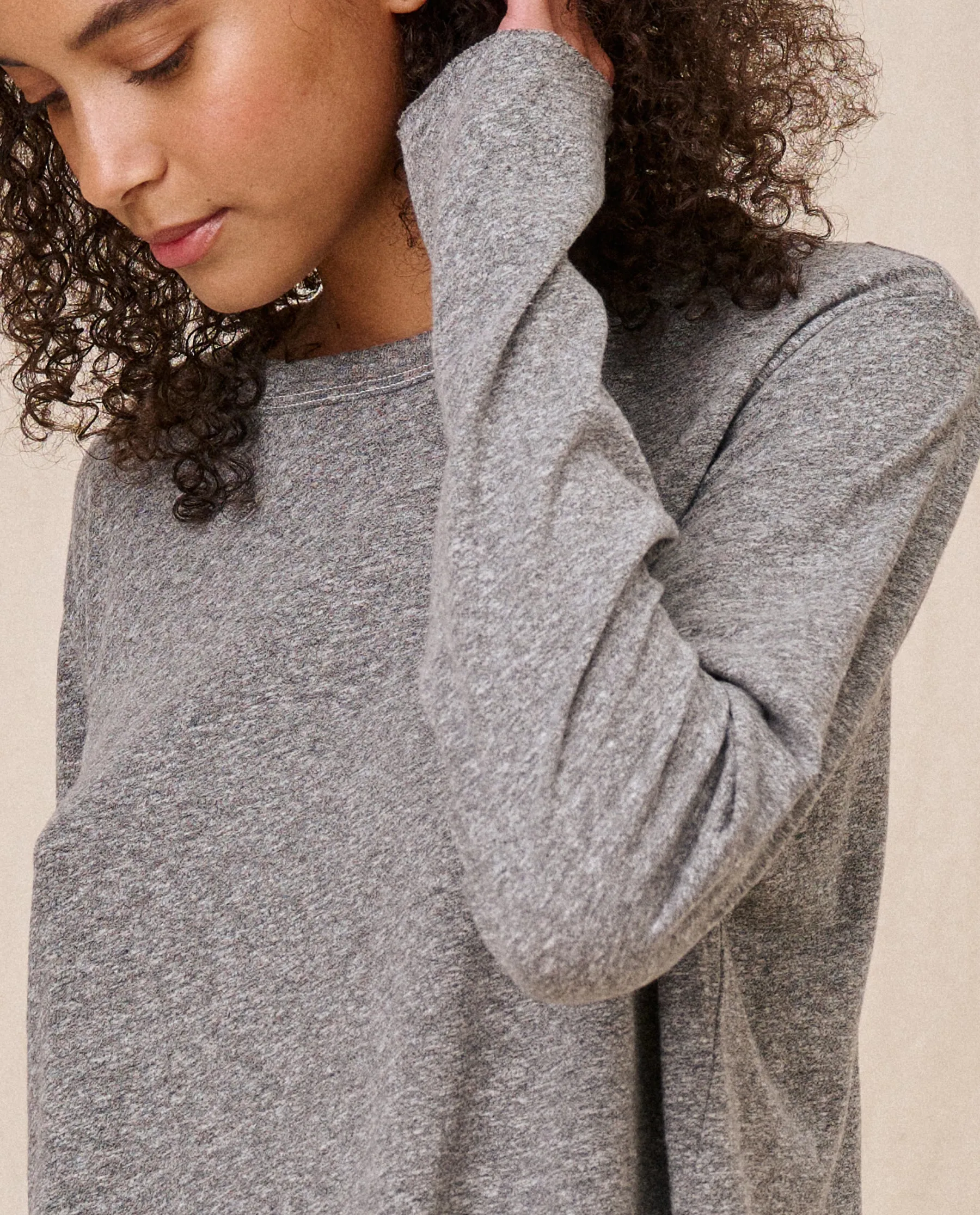 The Long Sleeve Crop Tee. -- Heather Grey
