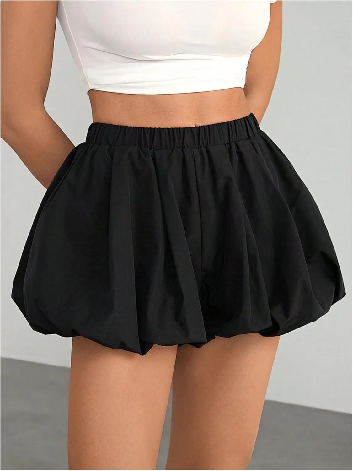 Women's Bubble Skirts Elastic Waist Ruffle Hem Low Rise Puffy Y2K Mini Skort Skirts Trendy