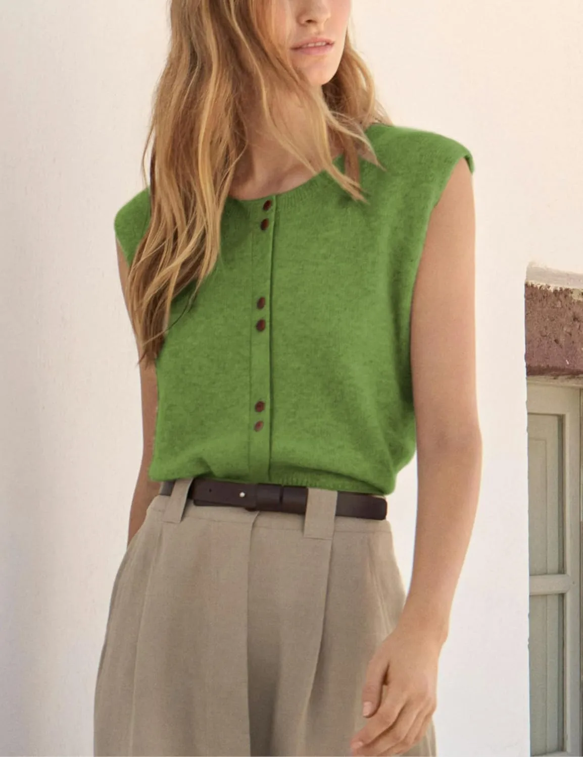 Women's Lightweight Cardigan Sleeveless Button Down Sweater Vest Casual Trendy Slim Knit Tank Tops