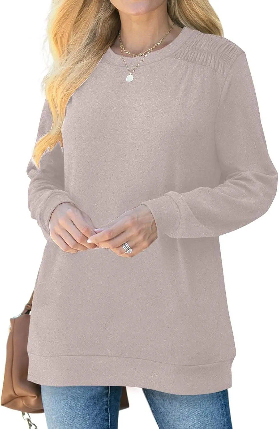 Womens Oversized Crewneck Sweatshirt Pleated Long Sleeve Tunic Tops Loose Fit Pullover Top Fall Clothes with Pockets